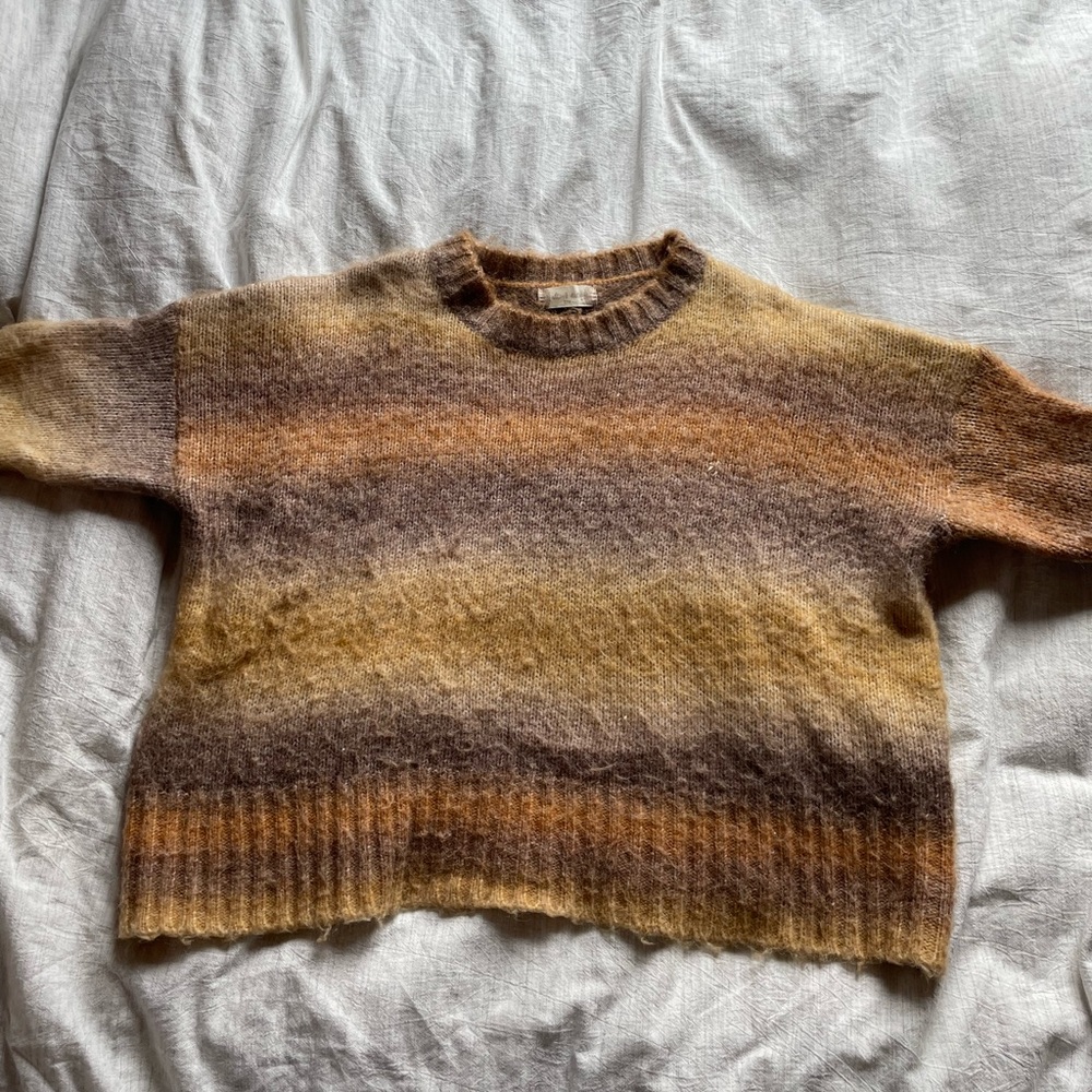 Altar’d state knitted sweater - Picture 3 of 3